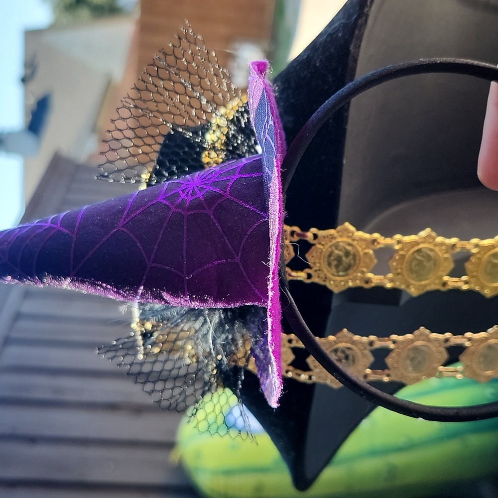 Headbands - Picture 3 of 4